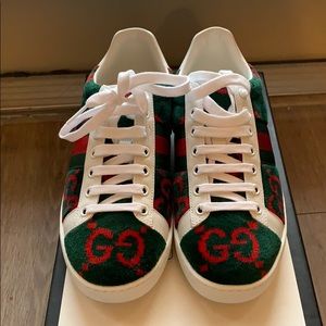 BRAND NEW GUCCI SNEAKERS